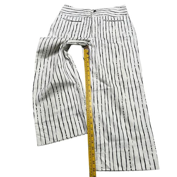 CHICO’S Women’s‎ Black / White Striped Cropped Dress Pants - Plus Size - 1 - Picture 6 of 7